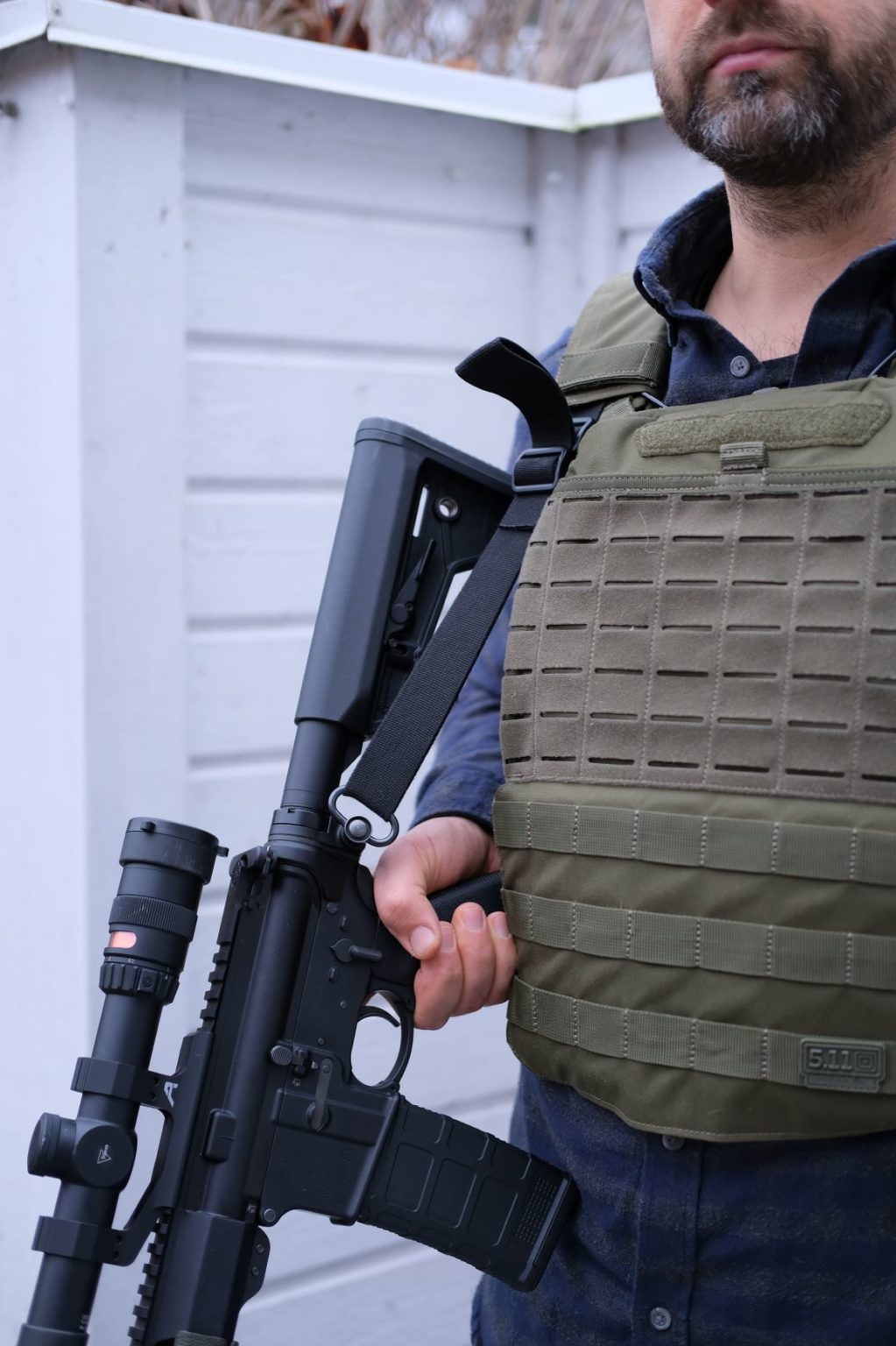 Plate carrier / tactical vest sling – Finsling