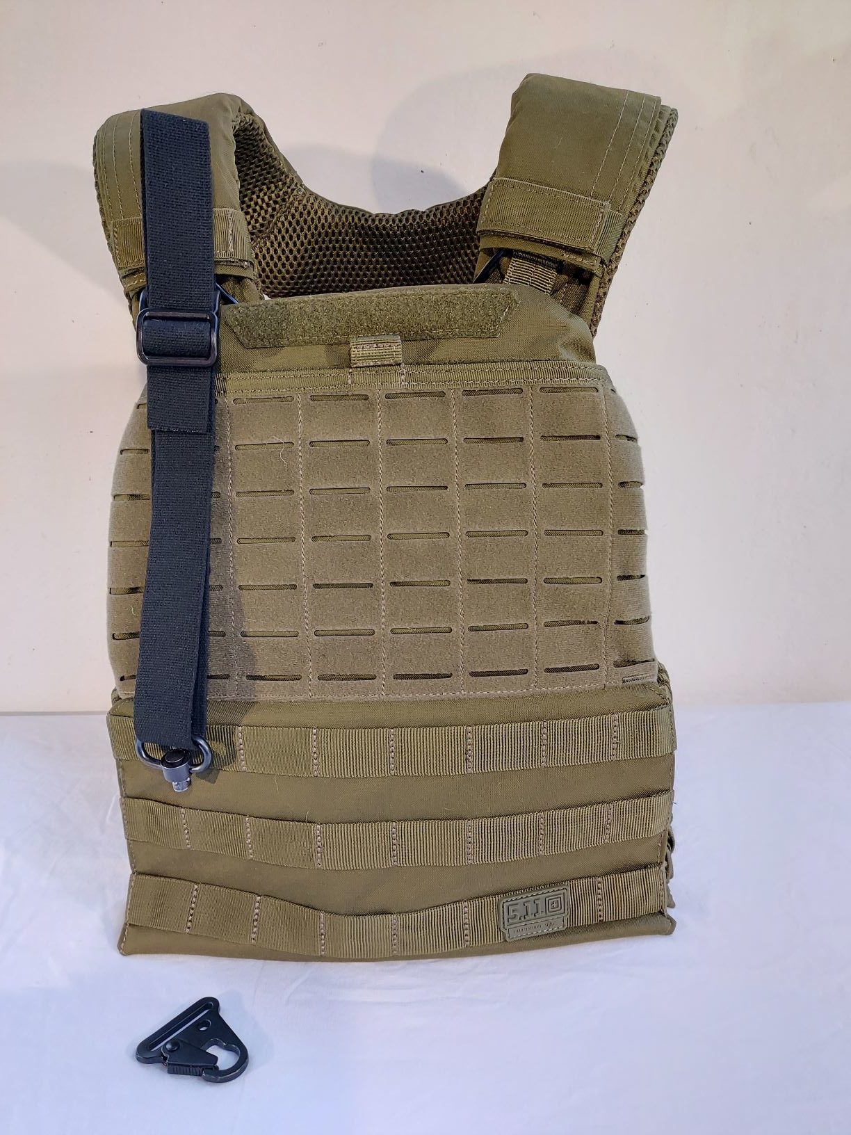 Plate carrier / tactical vest sling Finsling